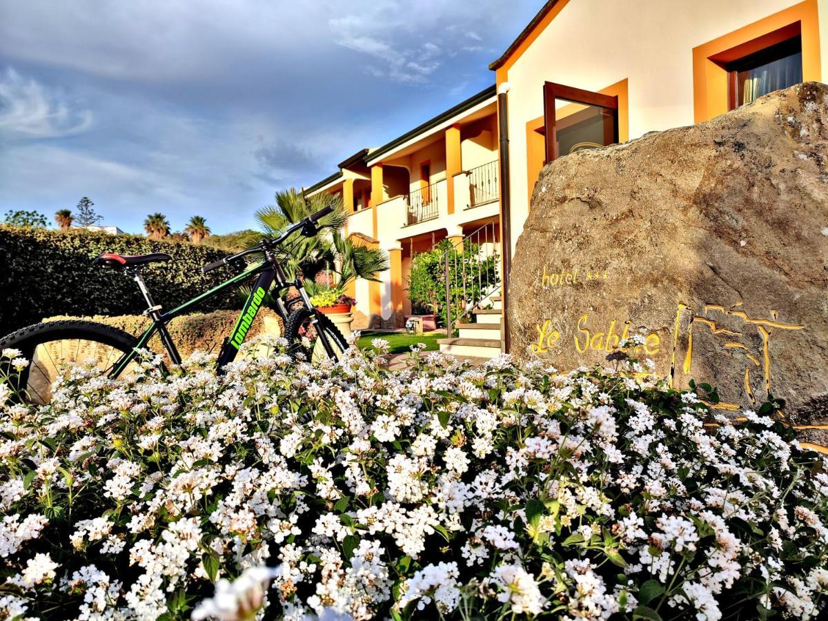 Hotel Le Sabbie Calasetta Exterior photo