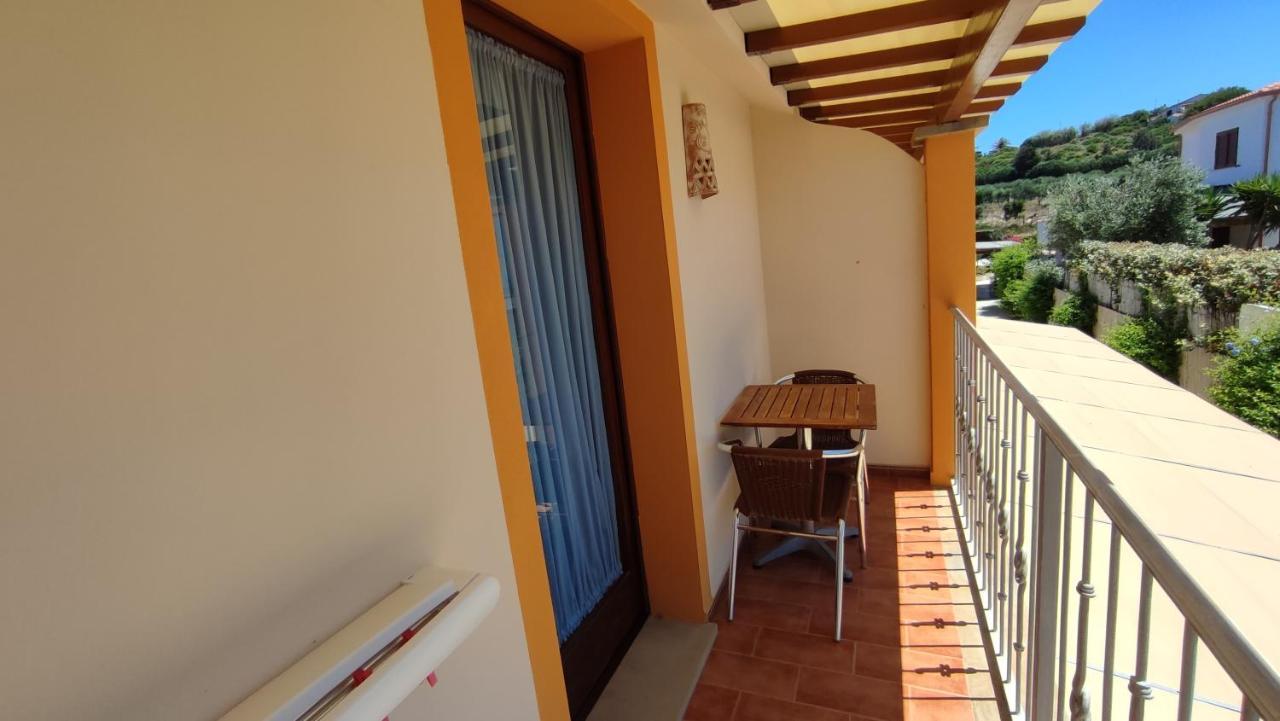 Hotel Le Sabbie Calasetta Exterior photo