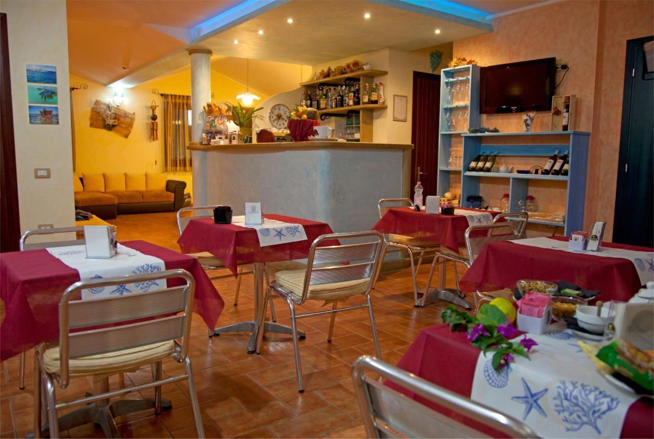 Hotel Le Sabbie Calasetta Exterior photo