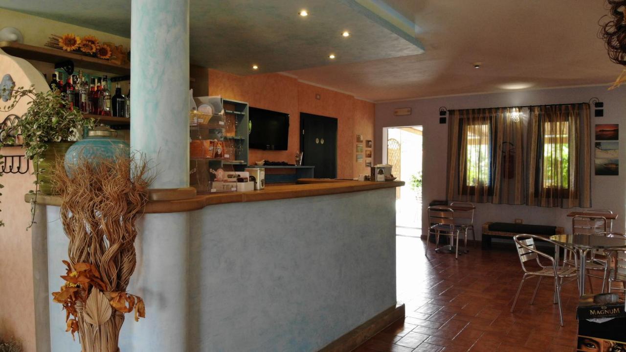 Hotel Le Sabbie Calasetta Exterior photo